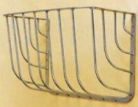 Traditional Wall Hay Rack S12
